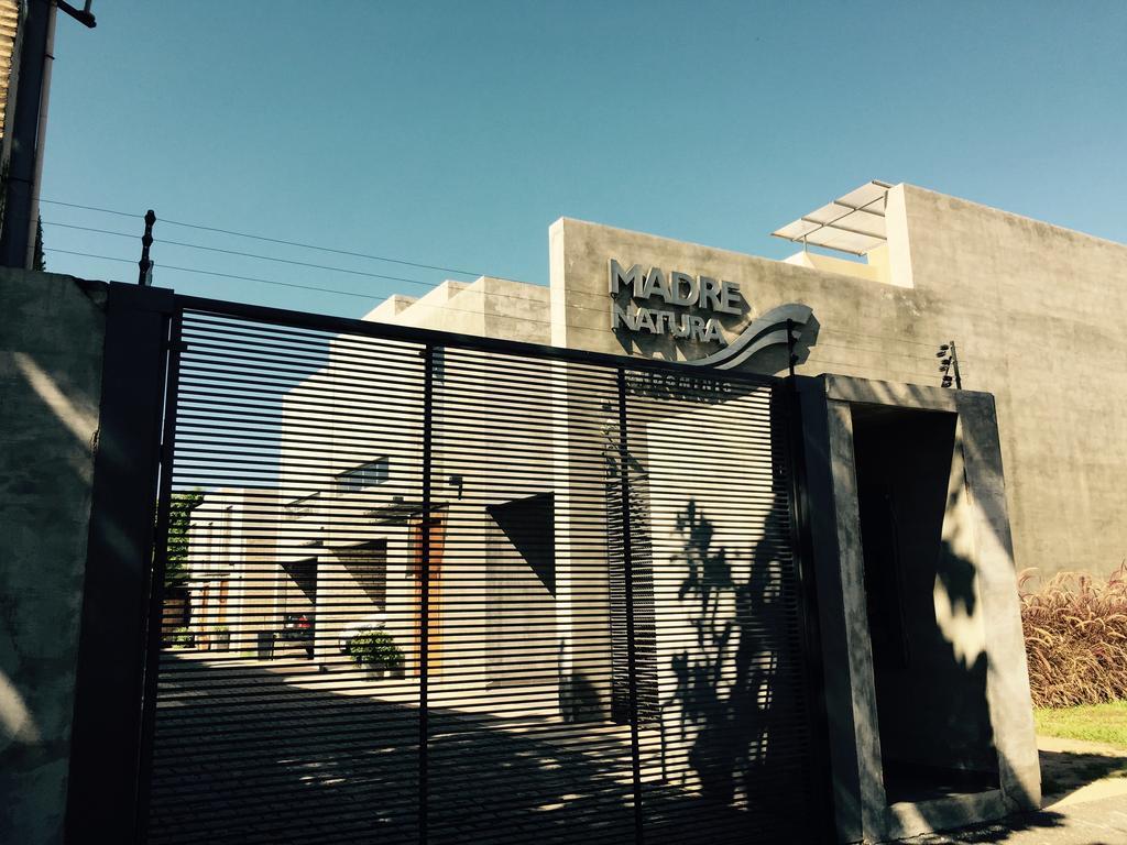 Madre Natura Asuncion Exterior photo