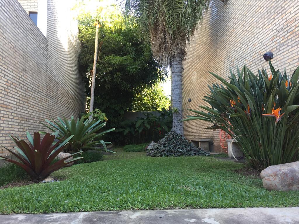 Madre Natura Asuncion Exterior photo