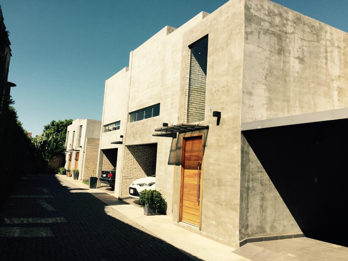 Madre Natura Asuncion Exterior photo